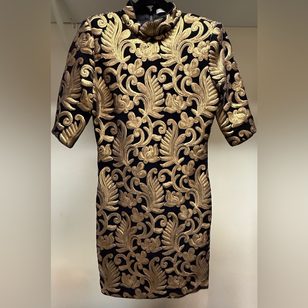 EUC Alice & Olivia, Gold Sequins & black velvet dress, size 12